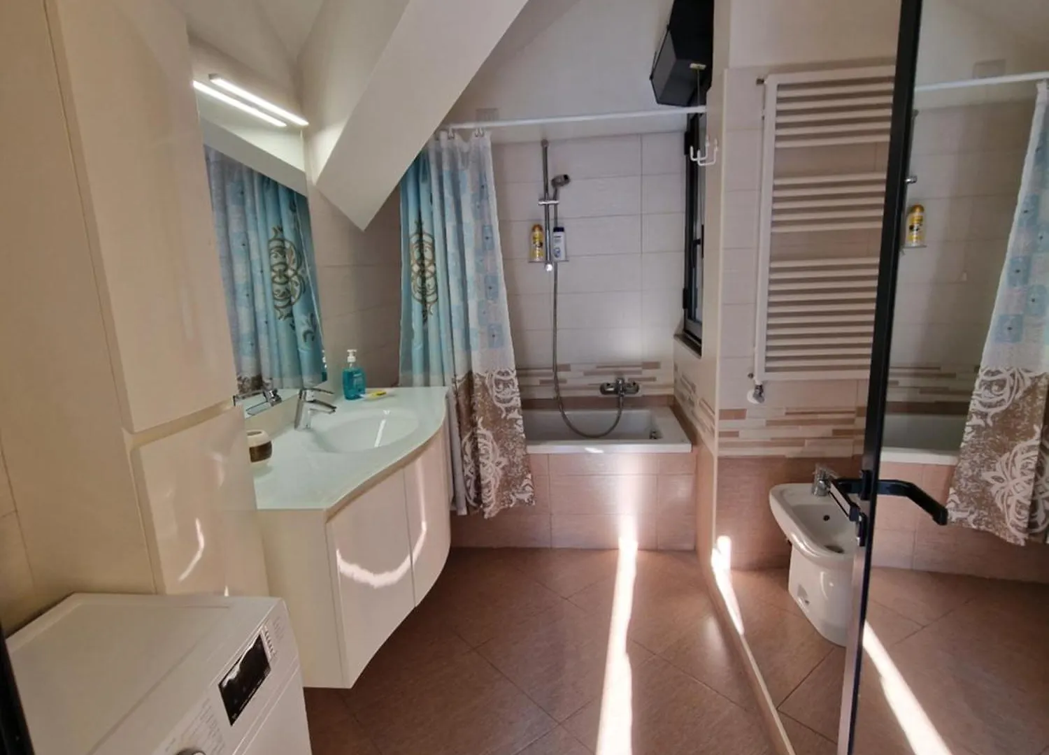 Comfy Penthouse Lägenhet Milano Italien